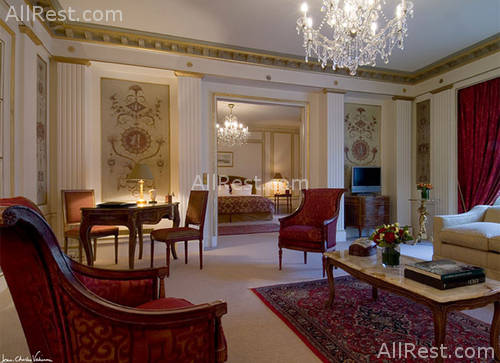 Hotel Le Royal Monceau 18